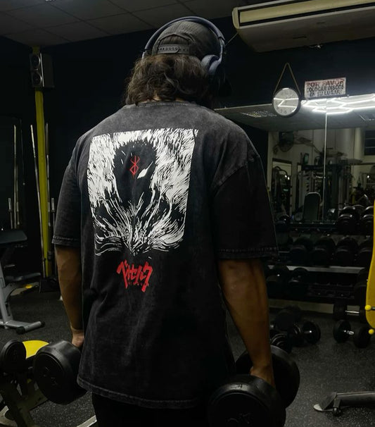 Anime Berserk : Sırt Baskılı Guts Yıkamalı (Unisex) T-Shirt